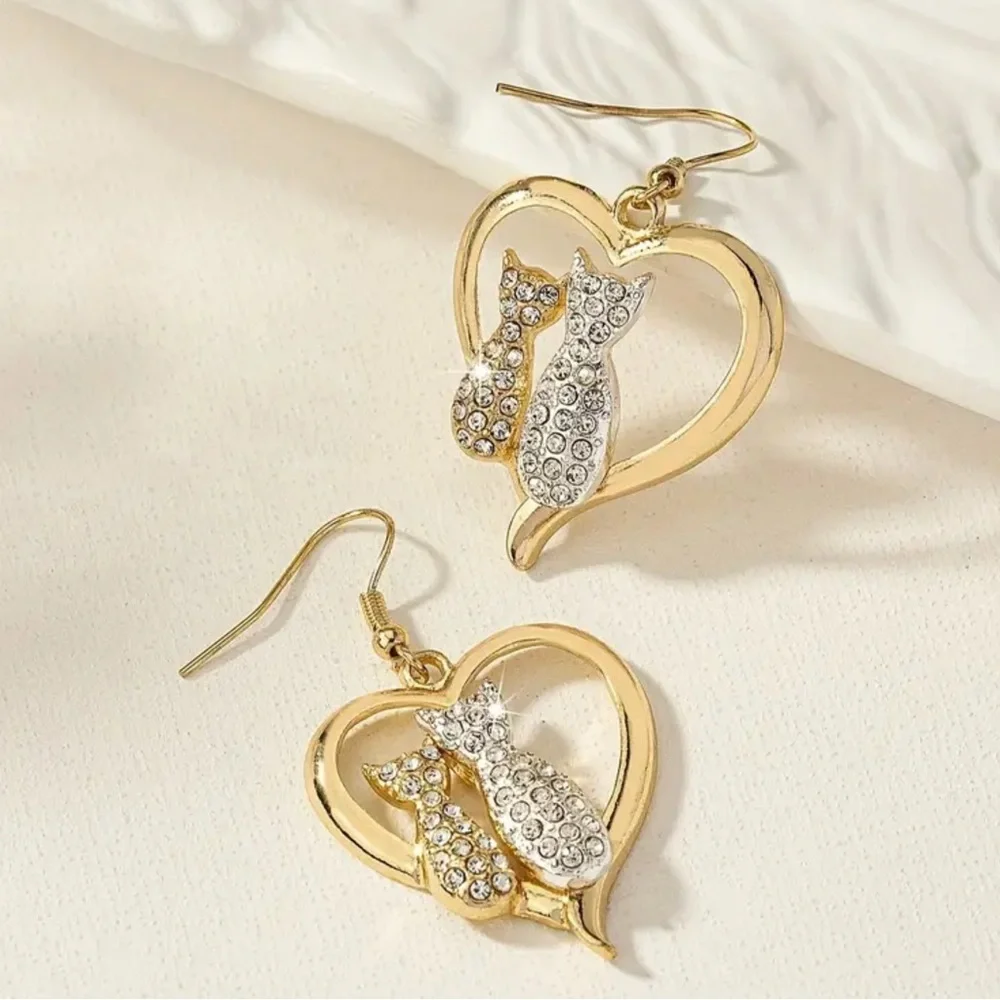Kitty Friends Earrings